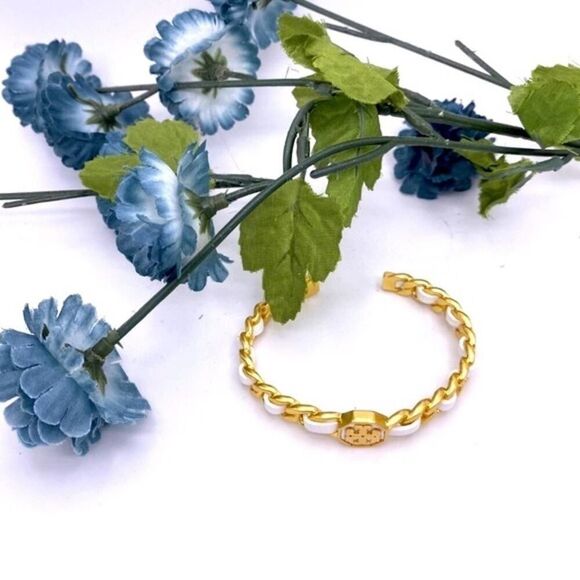 New Tory Burch Gemini White Leather Cuff Bracelet - Picture 4 of 10